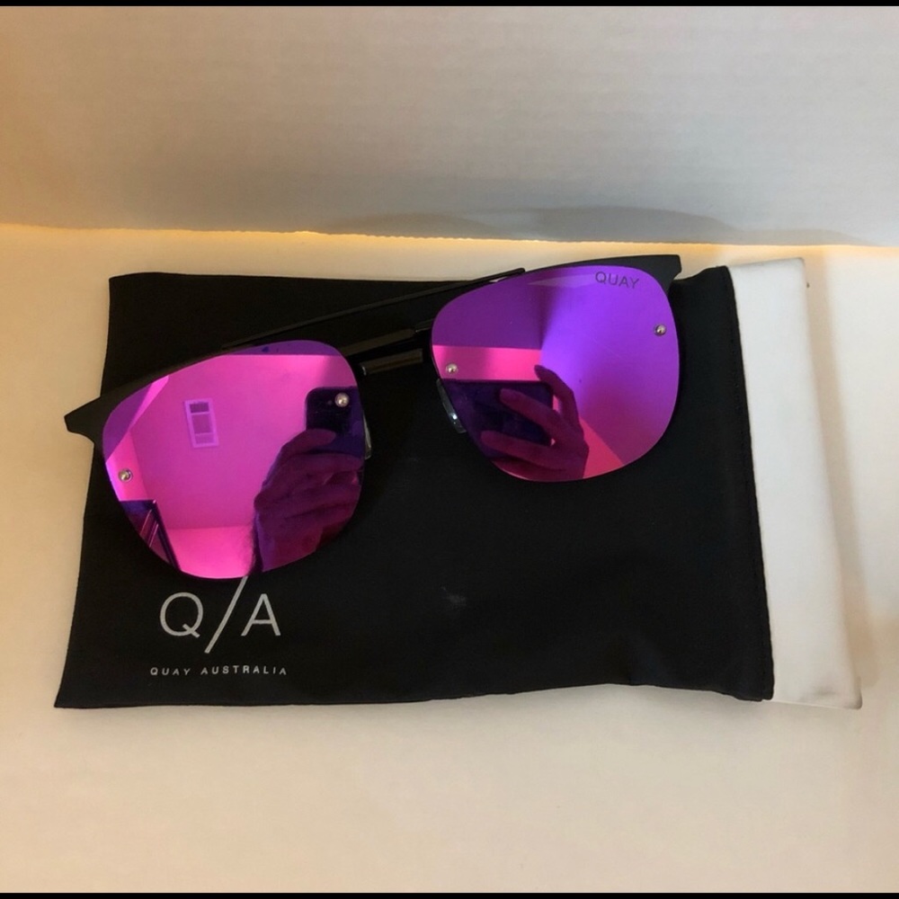 Purple quay sunglasses”private eyes”